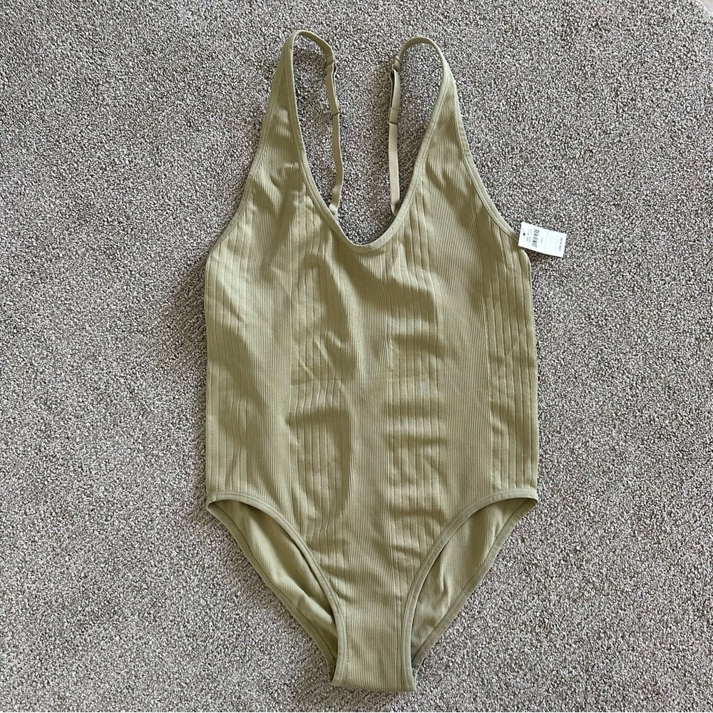 Aerie Ribbed Seamless Bodysuit Tan V-Neck Adjustable Straps L